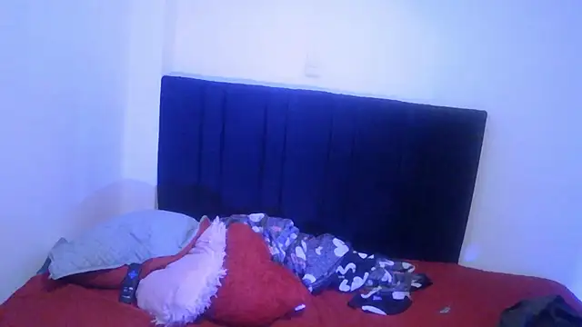 Leilany sexy online show from 11, 4, 2026