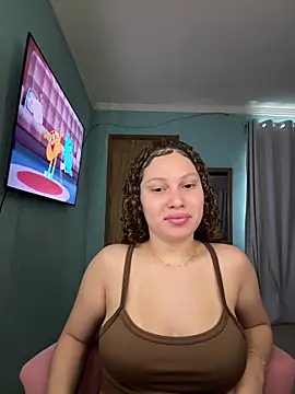 Snapshot of sophiiahot chatting on 28, 5, 2026 sophiiahot online show from 28, 5, 2026