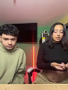hotlatinocouple   online show from 1, 7, 2026