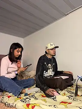 hotlatinocouple   online show from 26, 4, 2026