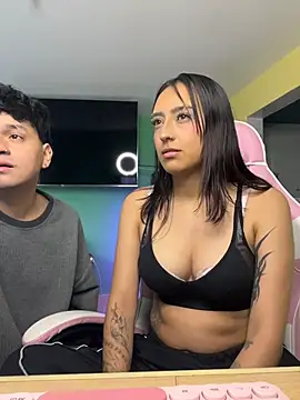 hotlatinocouple   online show from 25, 6, 2026