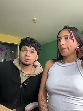 hotlatinocouple   online show from 27, 5, 2026