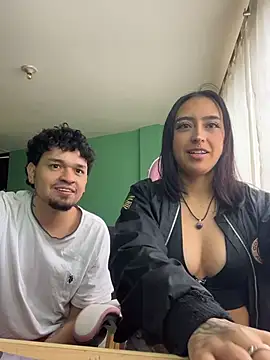 hotlatinocouple   online show from 21, 5, 2026