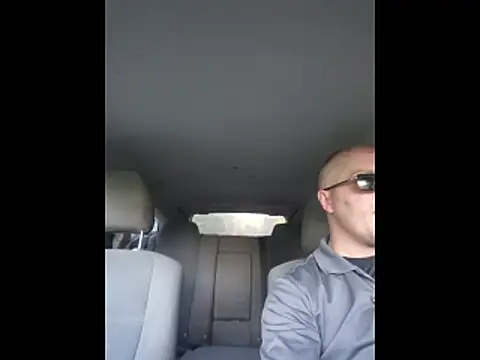 Snapshot of chronic_vibez chatting on 5, 5, 2026 chronic vibez online show from 5, 5, 2026