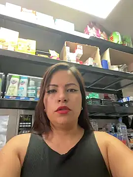 MIA ROSSEEE online show from 31, 5, 2026