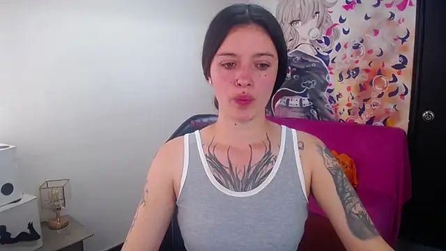 Snapshot of Lucia_evans21 chatting on 11, 6, 2026 Lucia evans21 online show from 11, 6, 2026