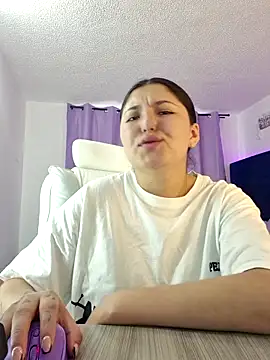 Snapshot of Celestee_21 chatting on 31, 5, 2026 Celestee 21 online show from 31, 5, 2026