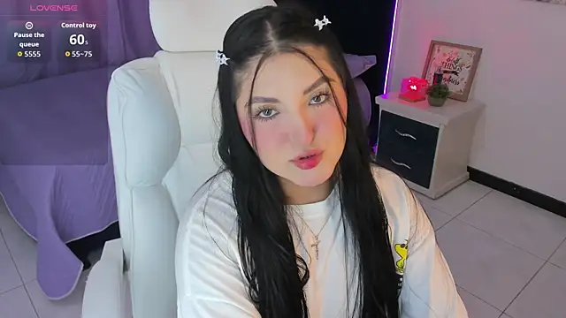 Snapshot of Celestee_21 chatting on 5, 6, 2026 Celestee 21 online show from 5, 6, 2026