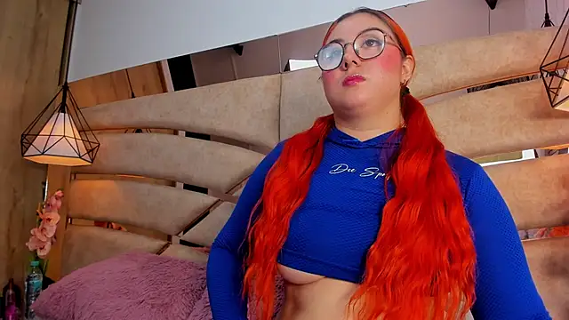 Snapshot of SCARLETTHUNT_ chatting on 23, 4, 2026 SCARLETTHUNT online show from 23, 4, 2026