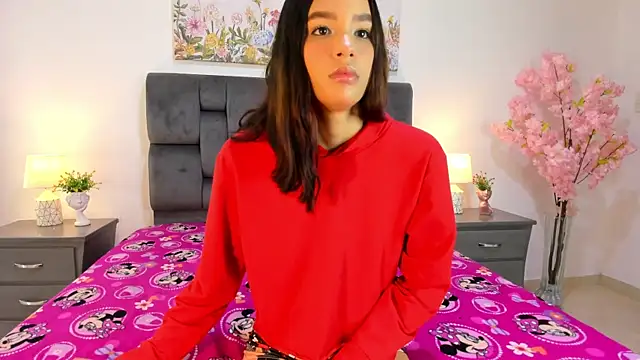 zeo pau online show from 15, 4, 2026