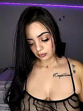 Snapshot of Luna_scarllet8 chatting on 4, 6, 2026 Luna scarllet8 online show from 4, 6, 2026