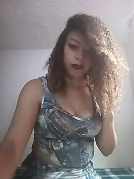 Snapshot of SweetJeii chatting on 23, 4, 2026 SweetJeii online show from 23, 4, 2026