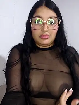 Maddy Kay online show from 16, 4, 2026