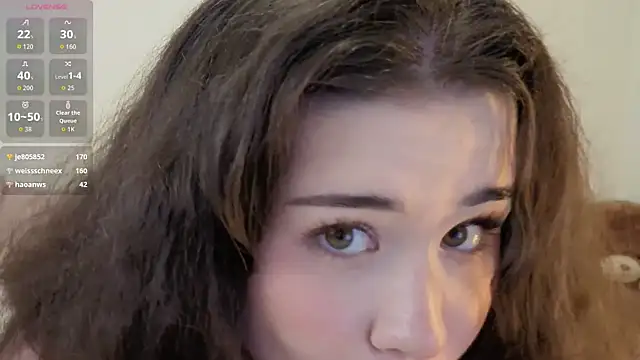 ChloeBlisss online show from 11, 4, 2026