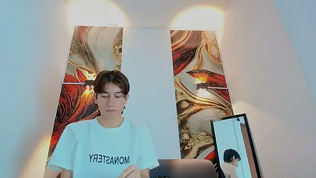 Snapshot of RAPHAEL_NYON1 chatting on 20, 5, 2026 RAPHAEL NYON1 online show from 20, 5, 2026