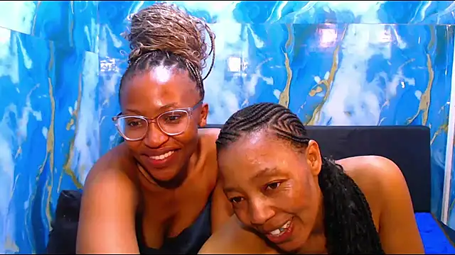 Snapshot of caramelchoco69 chatting on 29, 5, 2026 caramelchoco69 online show from 29, 5, 2026