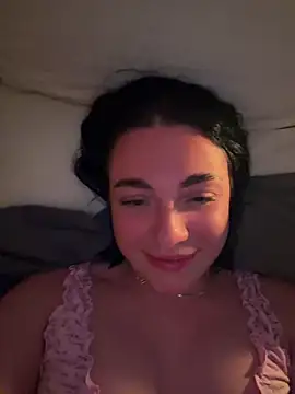 LucyHotty  online show from 17, 7, 2026