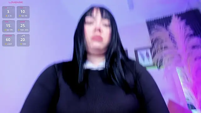 Snapshot of kitty_bluuee chatting on 28, 5, 2026 kitty bluuee online show from 28, 5, 2026