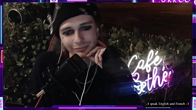 SkinnyAlex1312 online show from 15, 4, 2026