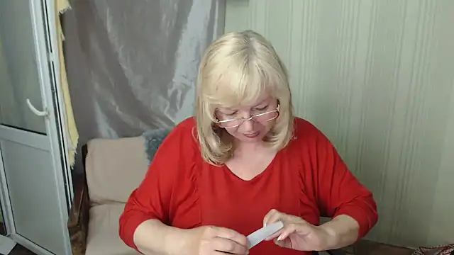 Snapshot of LavandaMay chatting on 19, 5, 2026 LavandaMay online show from 19, 5, 2026