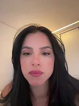 Snapshot of LOUISEE__ chatting on 16, 4, 2026 LOUISEE online show from 16, 4, 2026