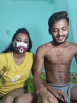 Snapshot of Hot-Couple4 chatting on 20, 5, 2026 Hot-Couple4 online show from 20, 5, 2026
