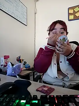 Snapshot of AliceScoot_ chatting on 28, 4, 2026 AliceScoot online show from 28, 4, 2026