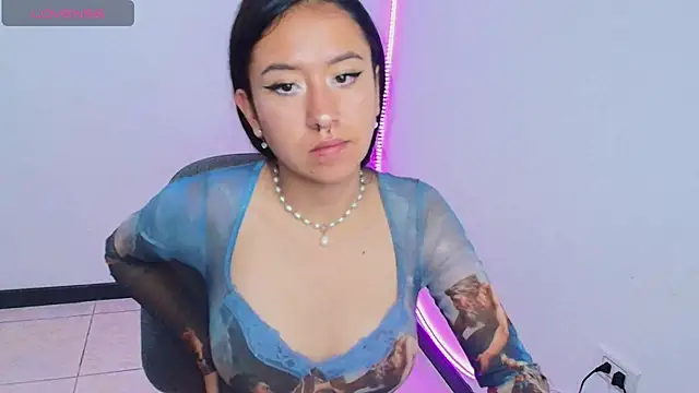 chloe-disire online show from 27, 7, 2026