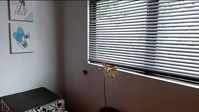 Snapshot of alisonnturbay chatting on 29, 5, 2026 alisonnturbay online show from 29, 5, 2026
