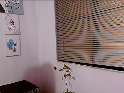 alisonnturbay online show from 21, 4, 2026