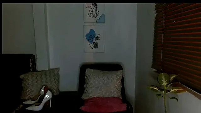 Snapshot of alisonnturbay chatting on 21, 6, 2026 alisonnturbay online show from 21, 6, 2026