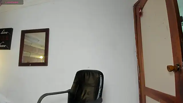 SarahQ65 online show from 14, 4, 2026