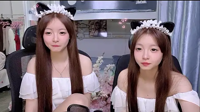 Snapshot of xiaoqiao-daqiao chatting on 16, 5, 2026 xiaoqiao-daqiao online show from 16, 5, 2026