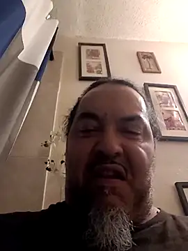 MrBustNut2026 online show from 20, 4, 2026