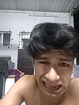 kdboy04 online show from 20, 4, 2026