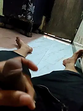 kdboy04 online show from 12, 4, 2026