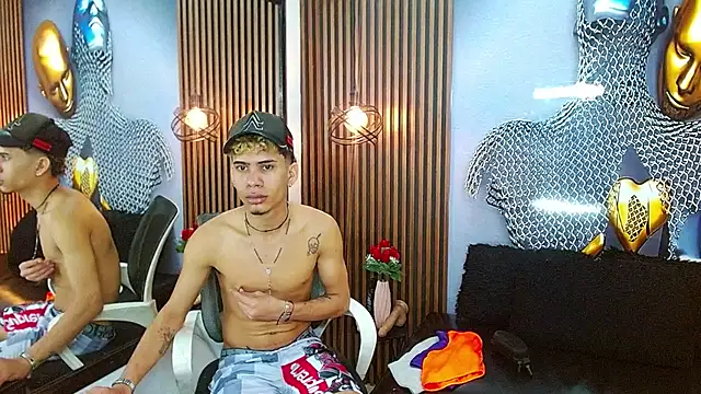 Skinny cute Alyer online show from 4, 6, 2026