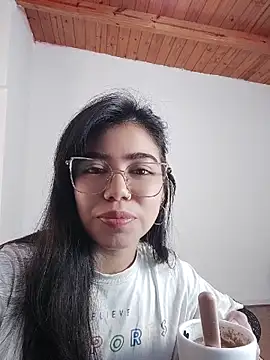 Snapshot of Iam_eli09 chatting on 15, 6, 2026 Iam eli09 online show from 15, 6, 2026