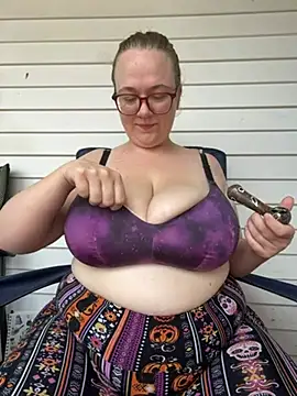 Kenzibb3 online show from 13, 7, 2026