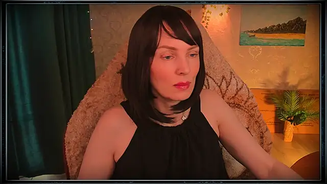 Snapshot of LanaRadiance chatting on 11, 7, 2026 LanaRadiance online show from 11, 7, 2026