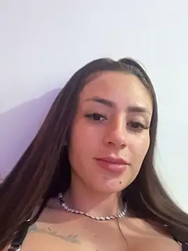 valesaenz   online show from 22, 4, 2026