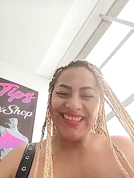LUISA  07 online show from 15, 4, 2026