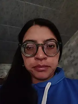 Snapshot of SOFI__10 chatting on 25, 6, 2026 SOFI 10 online show from 25, 6, 2026