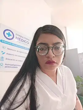 Snapshot of SOFI__10 chatting on 15, 6, 2026 SOFI 10 online show from 15, 6, 2026