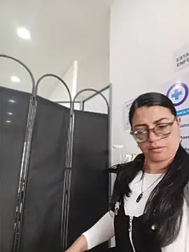 Snapshot of SOFI__10 chatting on 11, 7, 2026 SOFI 10 online show from 11, 7, 2026