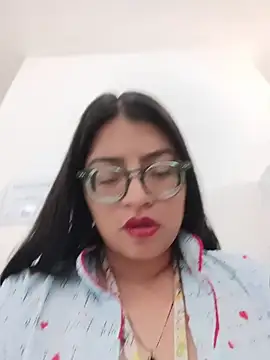 Snapshot of SOFI__10 chatting on 21, 6, 2026 SOFI 10 online show from 21, 6, 2026