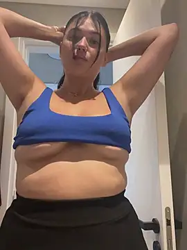 KimberlyBlueOfficial online show from 1, 6, 2026