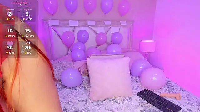 ChloeCartier online show from 9, 5, 2026