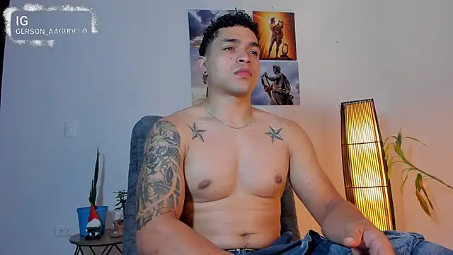 Snapshot of Gersonzt chatting on 7, 7, 2026 Gersonzt online show from 7, 7, 2026