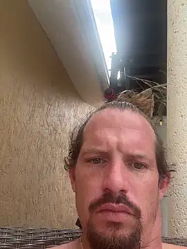 youngwildfreee online show from 20, 4, 2026